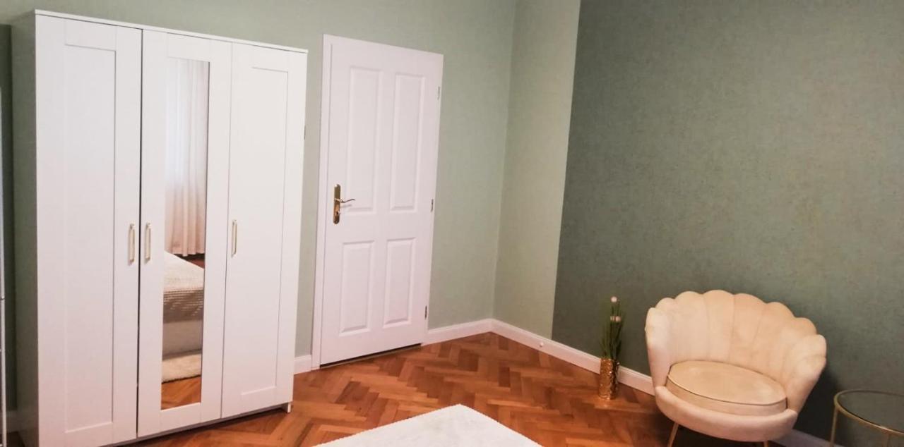 New Oldtown Apartment Near St Martin Cathedral, Ac, Balcony براتسيلافا المظهر الخارجي الصورة